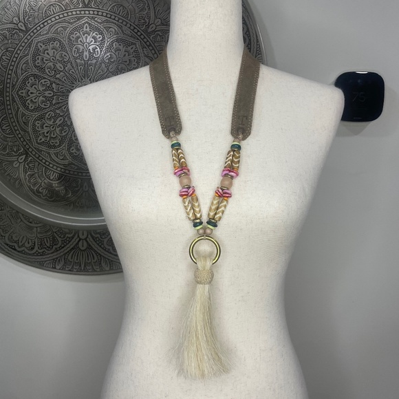 Twine & Twig taupe suede necklace with ivory tassel - Picture 1 of 7